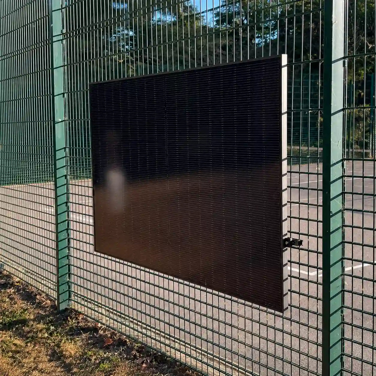Worldwide Solar Model 3 – Mesh Fence Solar Panel Mount – Full Container