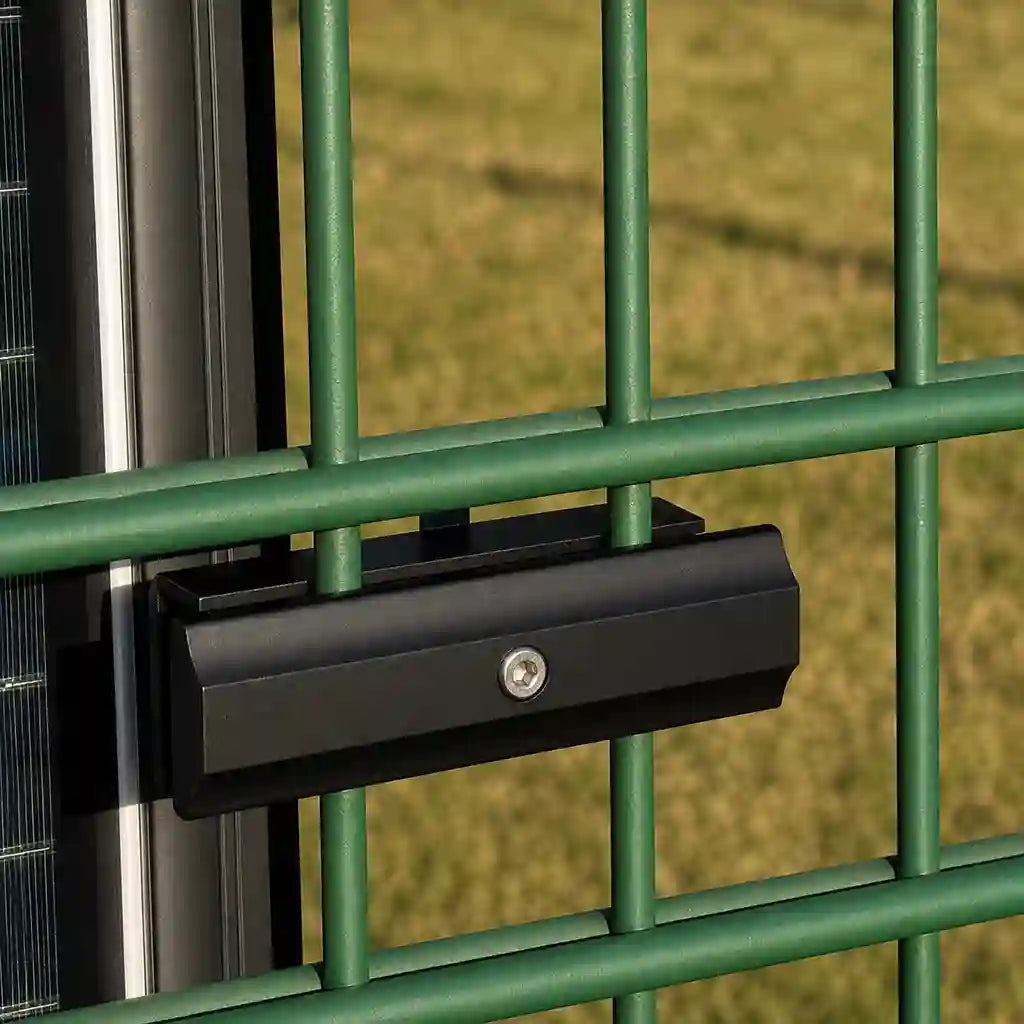 Worldwide Solar Model 3 – Mesh Fence Solar Panel Mount – Full Container